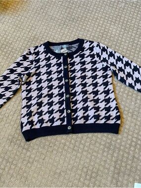 Classic Houndstooth Crewneck Cardigan - Black & Light beige